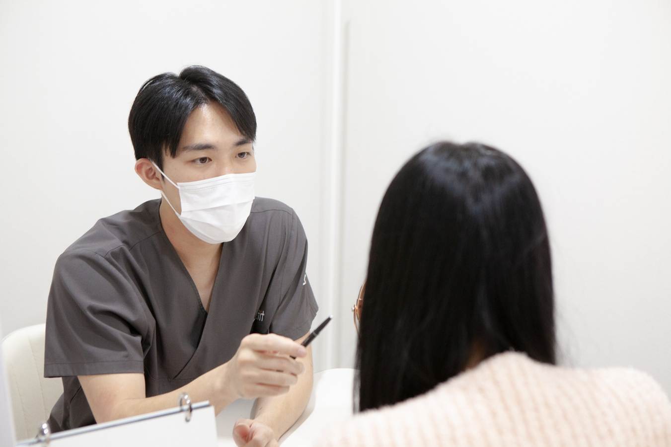 대전색소치료 잡티부터 점, 블랙헤드, 코옆 혈관까지 클라리티2로 잡자!